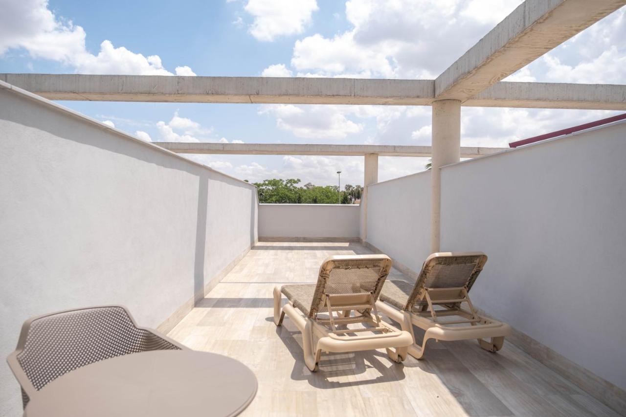 Aljarafe Suites By Qhotels Gelves Kültér fotó
